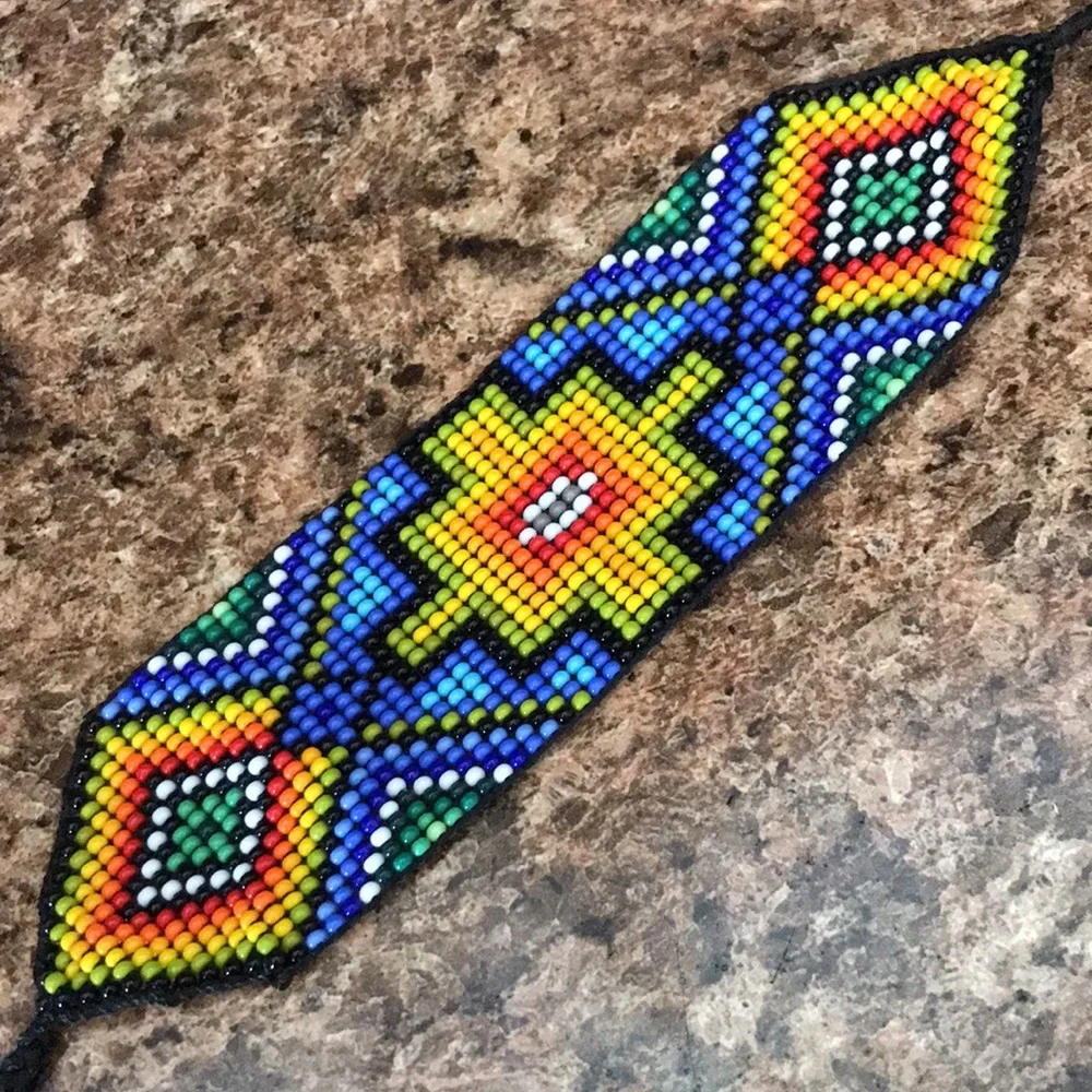 MULTI COLOR Unisex Beautiful handmade bracelet from Colombia